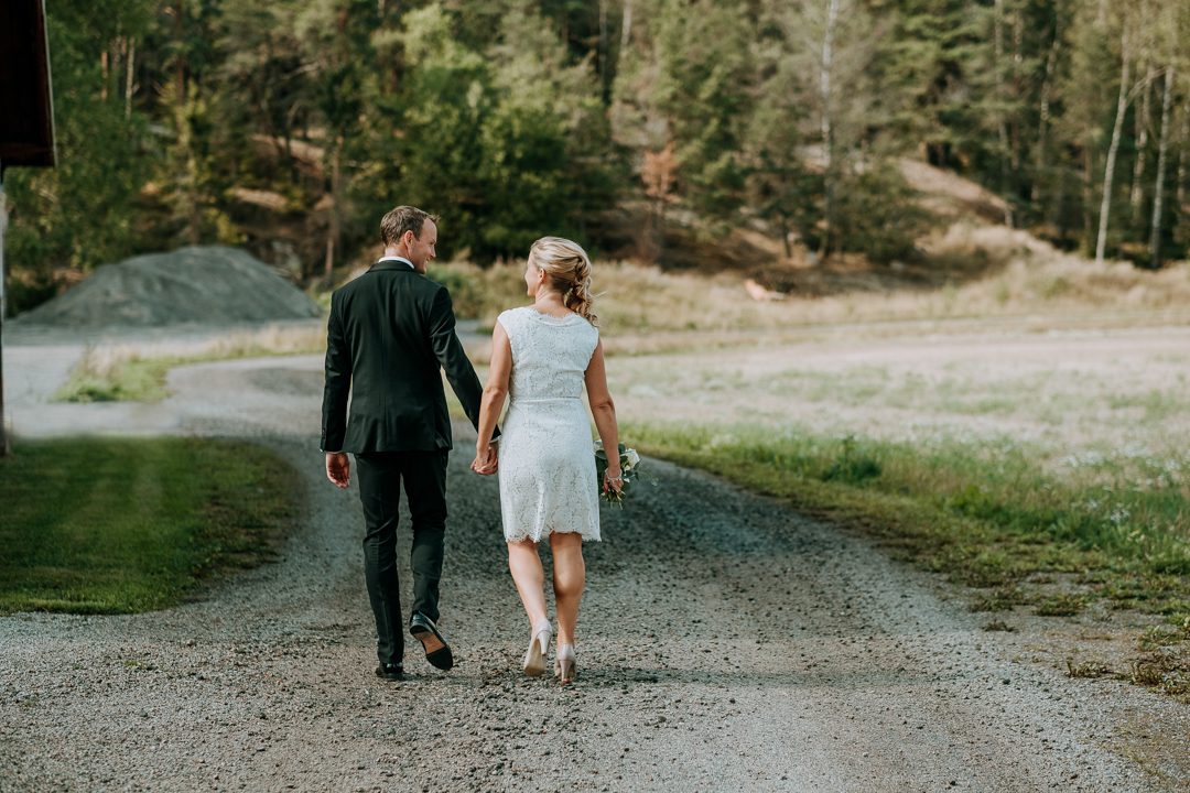 bröllopsfotograf i mälardalen enköping västerås uppsala sala strängnäs